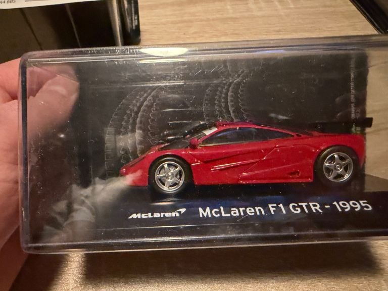 Model supercar