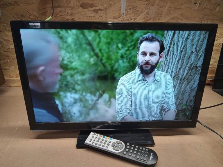 image for Hitachi 22" tv 