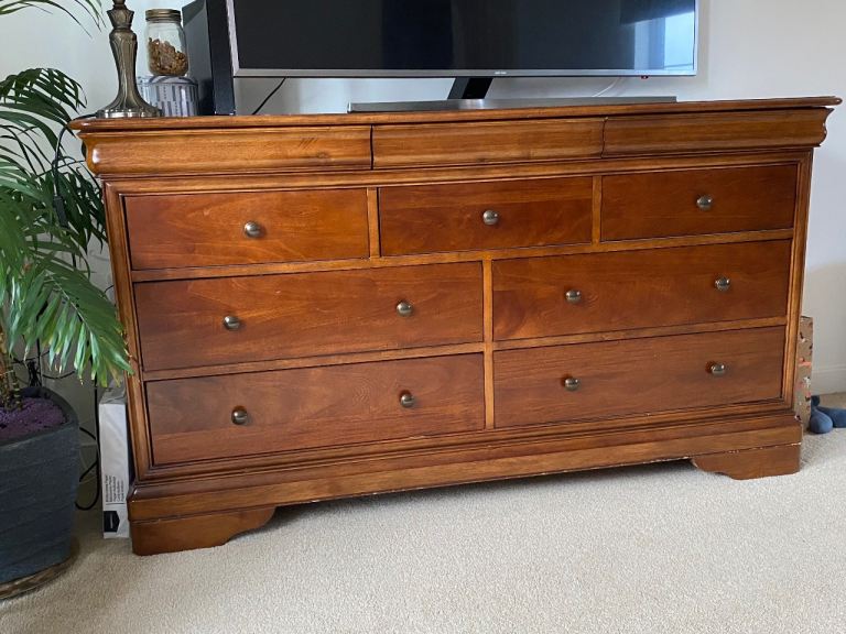 Mahogany sideboard 