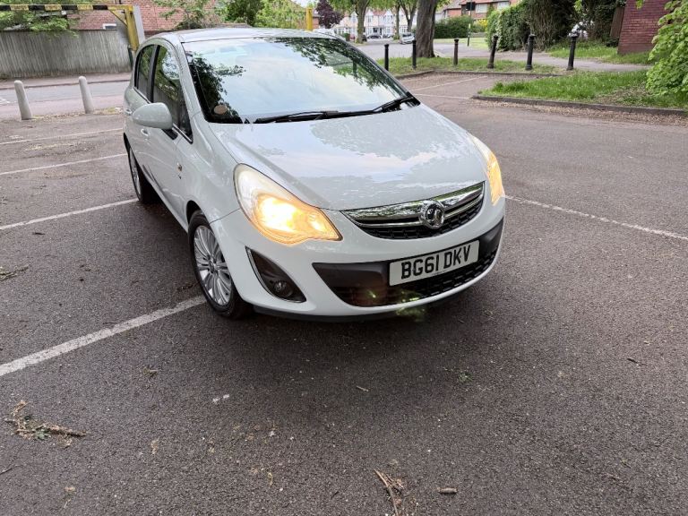Vauxhall, CORSA, Hatchback, 2011, Manual, 1398 (cc), 5 doors