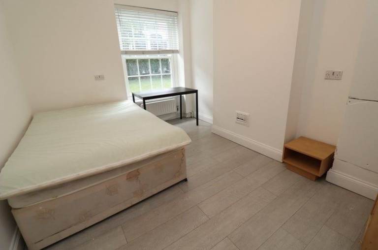 🏝️ London 🎉 Shared Rooms 🏠