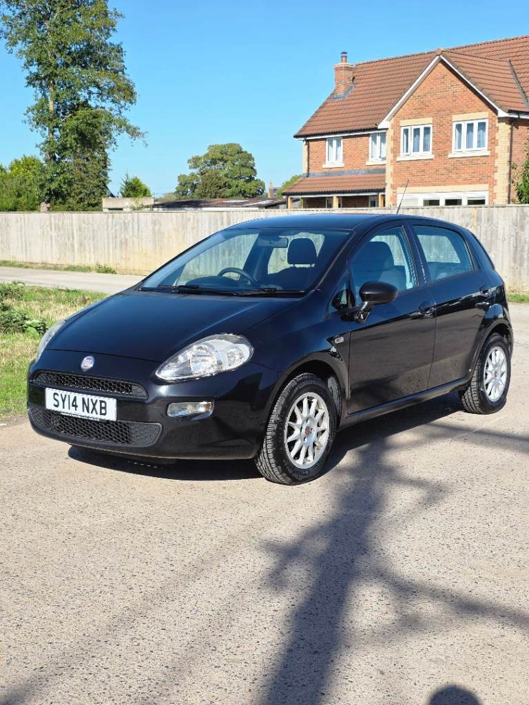 Fiat, PUNTO, Hatchback, 2014, Manual, 1242 (cc), 5 doors