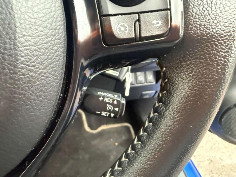 2017 Toyota Yaris 1.5 VVT-i Icon 5dr HATCHBACK PETROL Manual