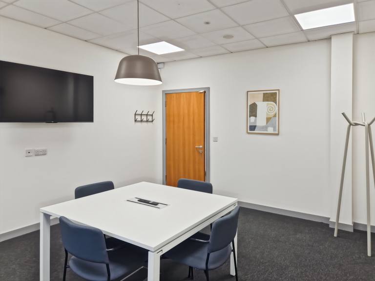 Lisburn - BT28 1FJ \ Private Office by the Day with Membership Options