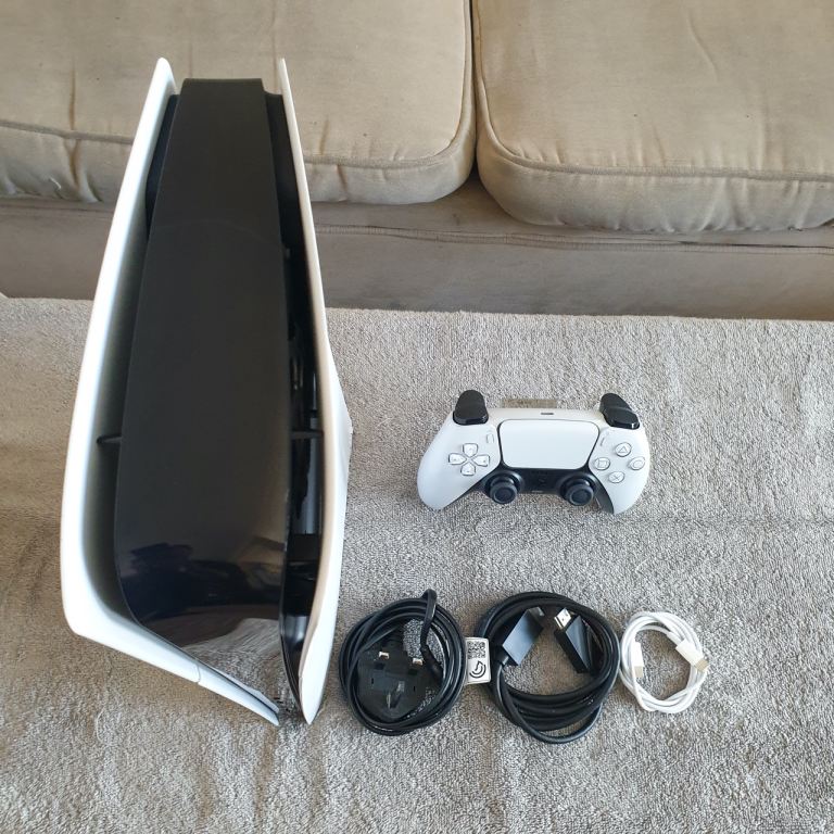 PS5 Slim - Like New Condition, Controller, Cables, Game