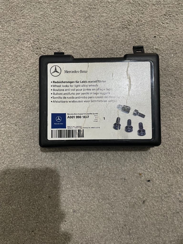 Mercedes wheel locks for light alloy wheels 