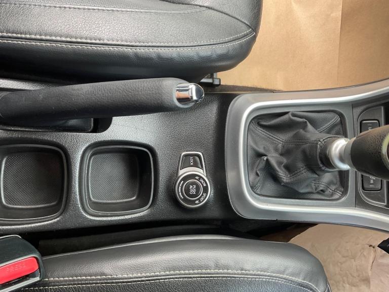 2014 Suzuki SX4 S-Cross 1.6 DDiS SZ5 ALLGRIP 5dr HATCHBACK DIESEL Manual