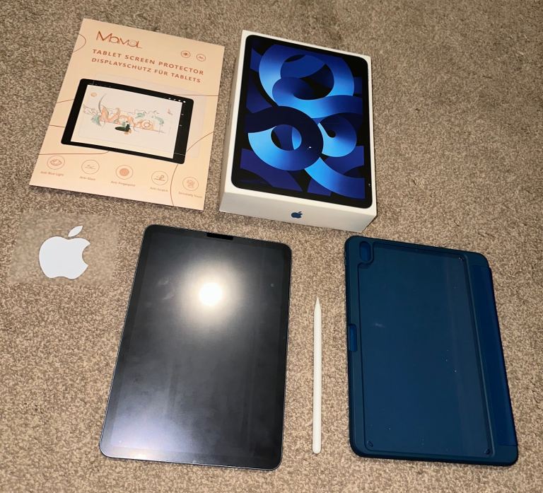 Apple iPad Air 5th Gen M1 64GB Wi-Fi Blue + Apple Pencil 2 + Case + Box + Screen Protector