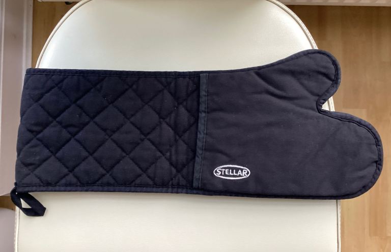 image for STELLAR Oven Gloves 