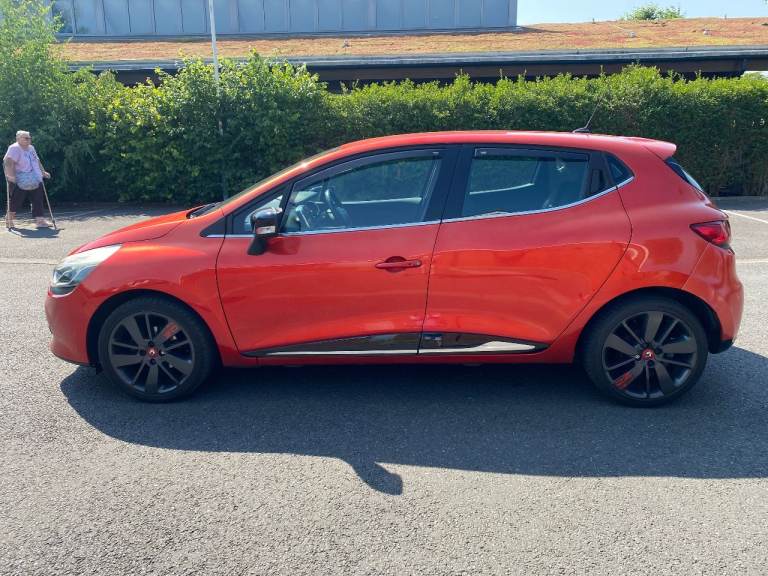 RENAULT  CLIO  0.9  Tce  63 PLATE  IN  VGC  NEW SERVICE  NEW MOT  5 DOOR 5 SPEED  SAT NAV 