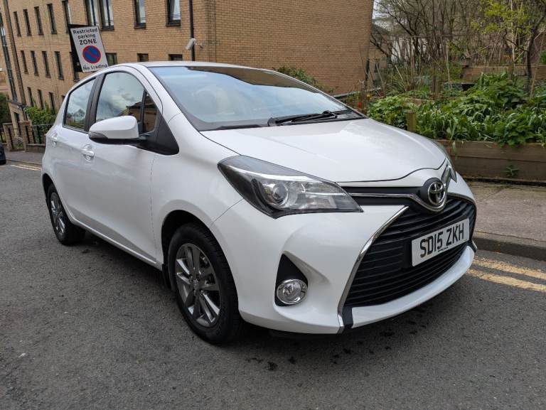 Toyota, YARIS, Hatchback, 2015, Manual, 1329 (cc), 5 doors