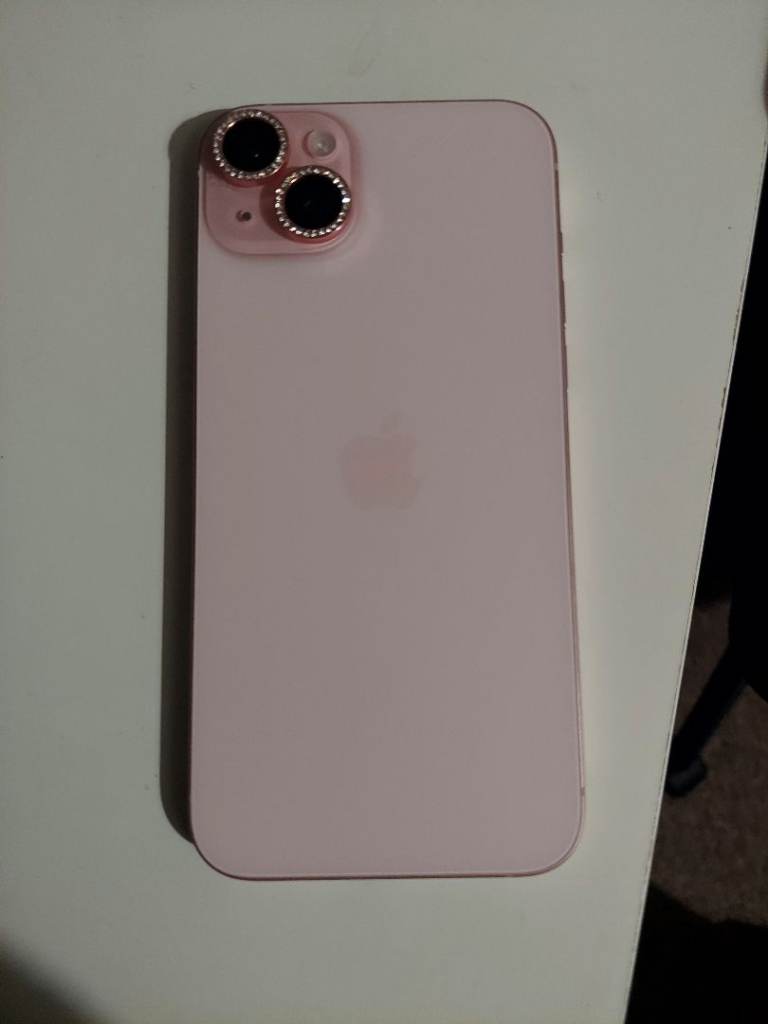 Iphone 15 plus, unlocked 256 GB.