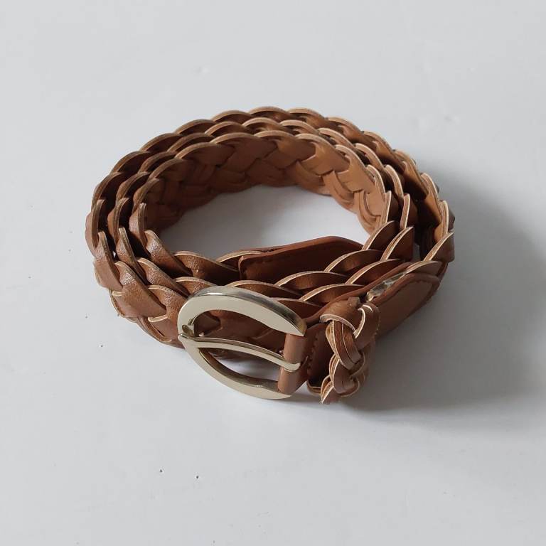 Brown Braided Woven Faux Leather Belt For Ladies 44” Long Excellent Condition