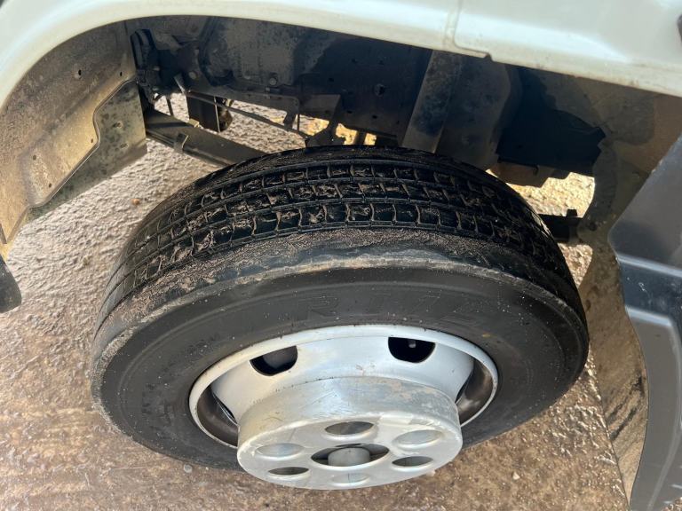 2022 Mitsubishi Canter 70C18 20FT FLAT , ONLY 66,972 MILES 