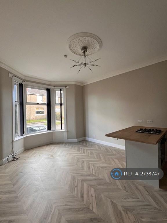 1 bedroom flat in Loch Road, Kirkintilloch, Glasgow, G66 (1 bed) (#2738747)