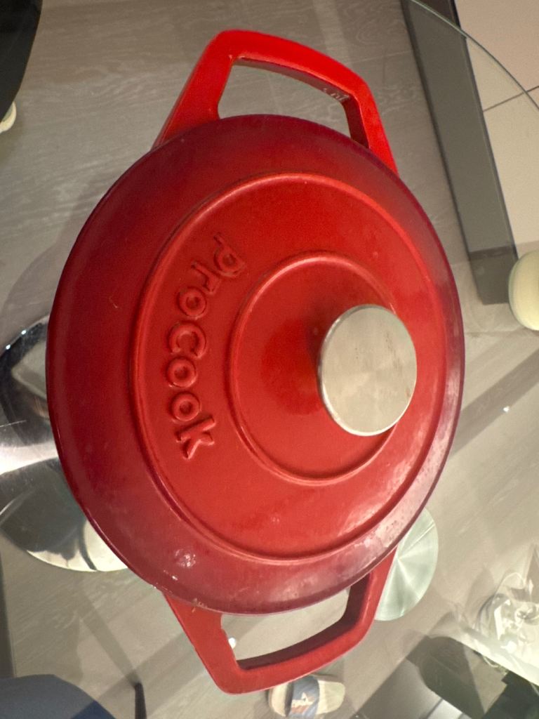 ProCook Red Cast Iron Round casserole dish