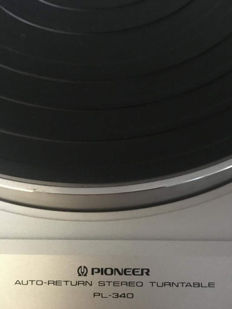 Pioneer Stereo Turntable 