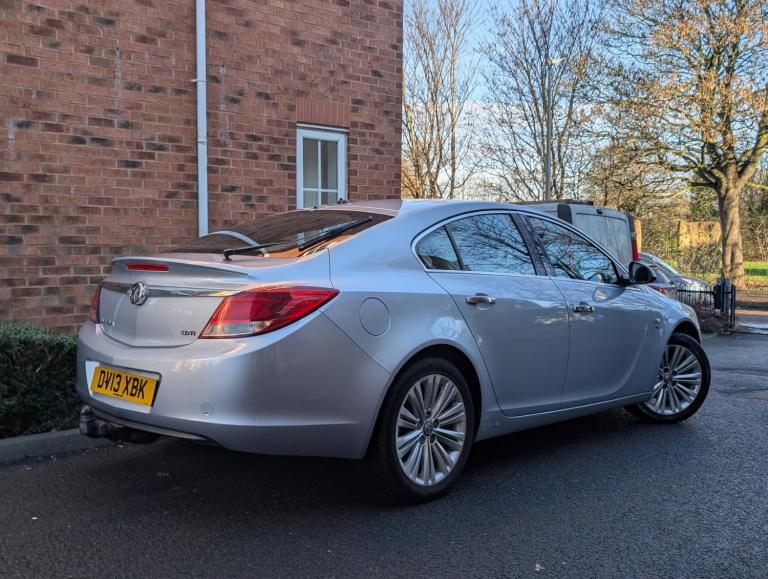 2013 Vauxhall Insignia 2.0 CDTi SE [160] 5dr HATCHBACK Diesel Manual