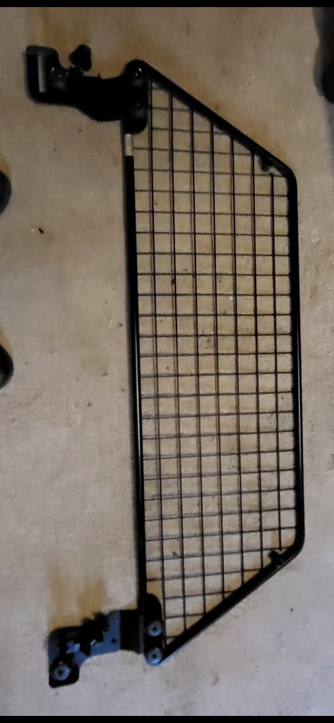 Astra k estate dog guard 