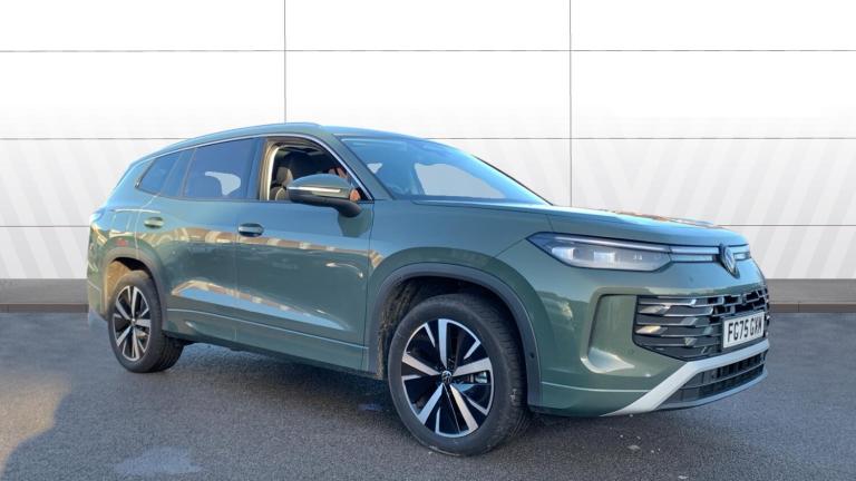 2025 Volkswagen Touran 1.5 TSI eHybrid Elegance 5dr DSG6 Estate Estate Hybrid Automatic