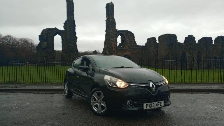 2013 Renault Clio 1.2 16V Dynamique MediaNav 5dr *12 MTH MOT* ONLY 40000 MILES HATCHBACK Petrol M...
