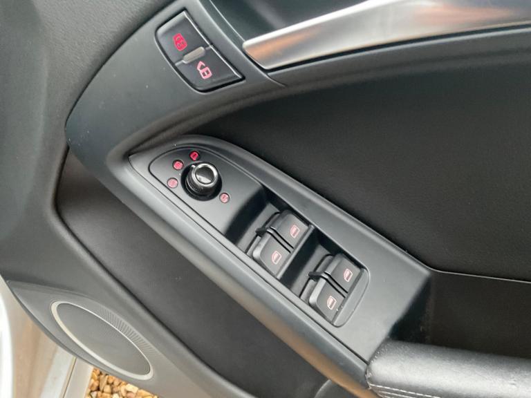 2009 Audi A5 2.0T FSI S Line 2dr CONVERTIBLE PETROL Manual