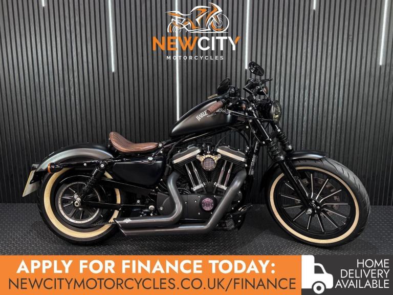 2015 Harley-Davidson Sportster 883 XL883N Iron 883
