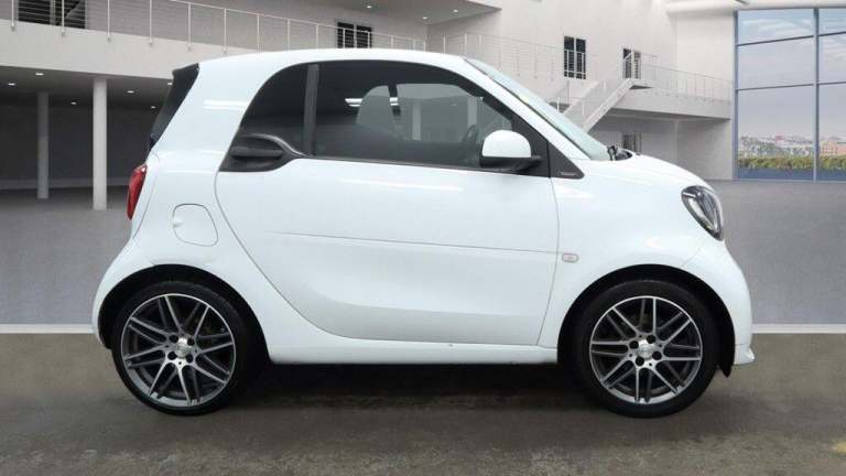 2018 smart fortwo 0.9 Turbo 109 BRABUS Xclusive 2dr Auto COUPE PETROL Automatic