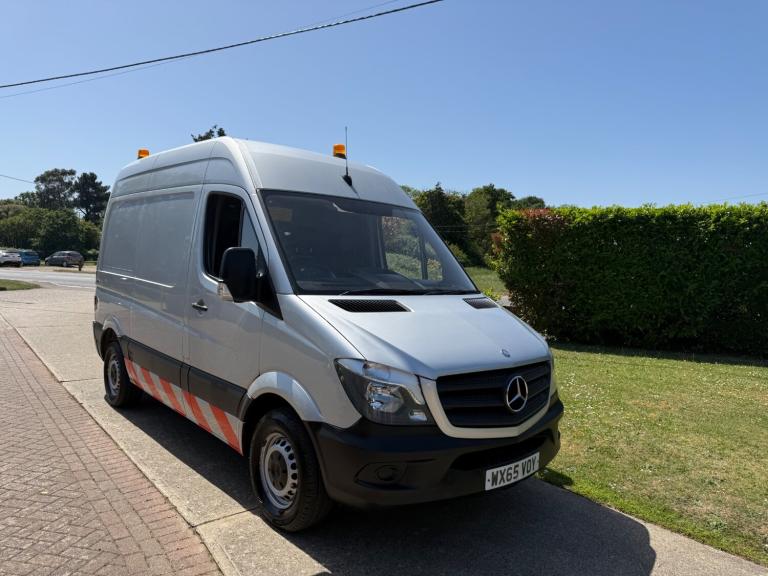 2015 Mercedes-Benz Sprinter WINTON PTO COMPRESSOR/ GENERATOR VAN AIR CON   PANEL VAN Diesel Manual