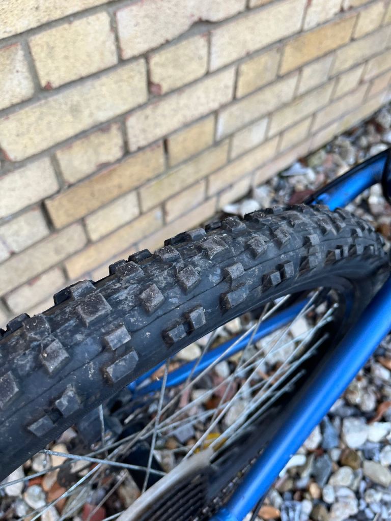 GT Chucker Medium Mountain Bike *FULLY SERVICED* New Tyres Disc Brakes