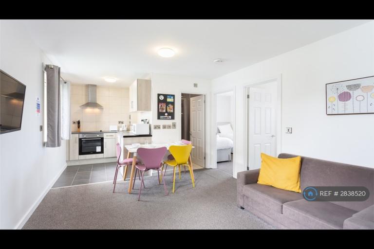 2 bedroom flat in Marlborough Road, Ilfracombe, EX34 (2 bed) (#2838520)