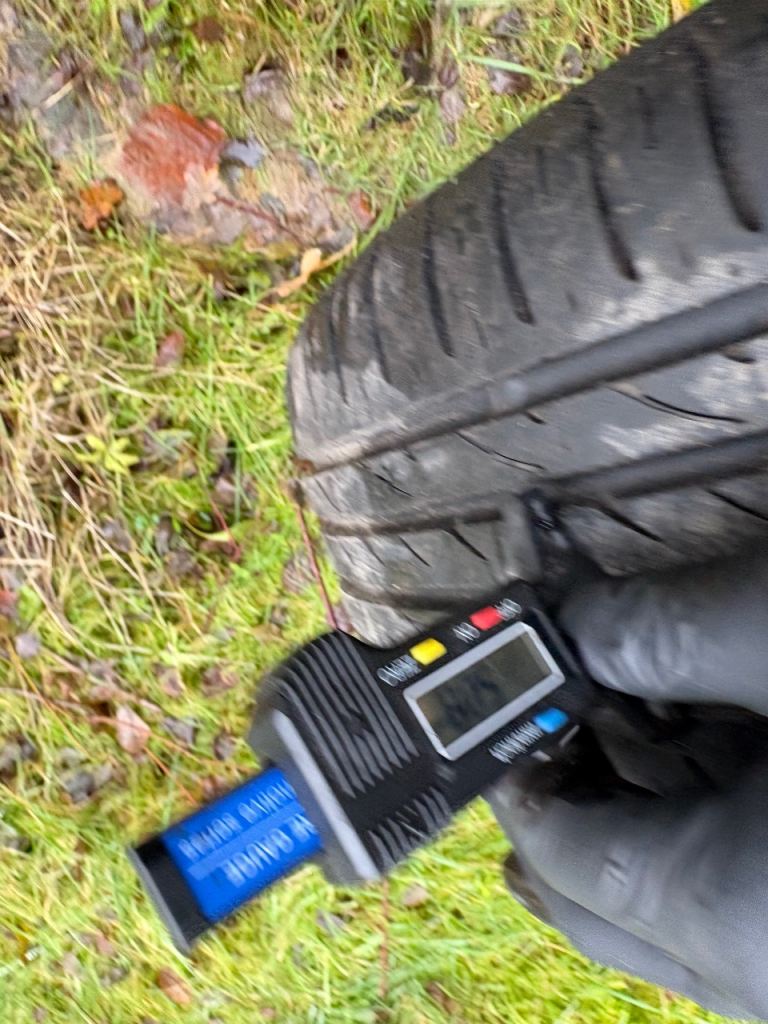 15” 4x108 Ford fiesta zetec ecoboost spoke alloy wheels alloys with tyres Mk8