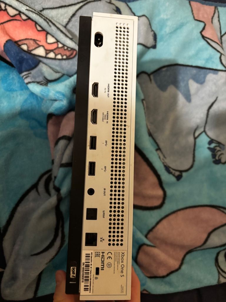 Xbox One S 1TB good condition 