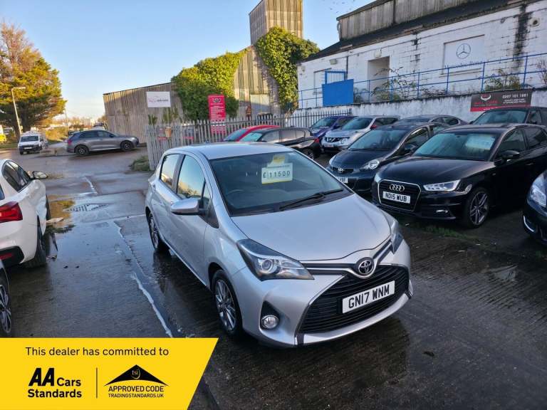 2017 Toyota Yaris 1.33 Dual VVT-i Icon Multidrive S Euro 6 5dr HATCHBACK Petrol Automatic