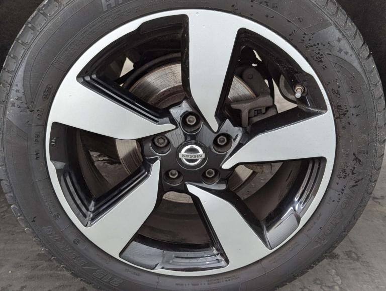 2015 Nissan Qashqai 1.5 Qashqai N-Tec+ dCi 5dr SUV Diesel Manual