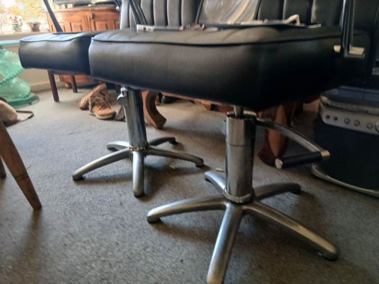 Barbers chairs  t