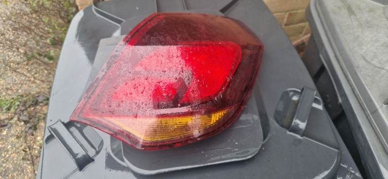 Astra j rear light 