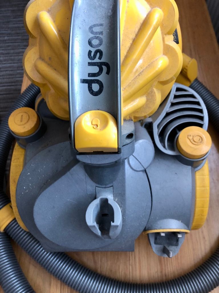 Dyson DC08