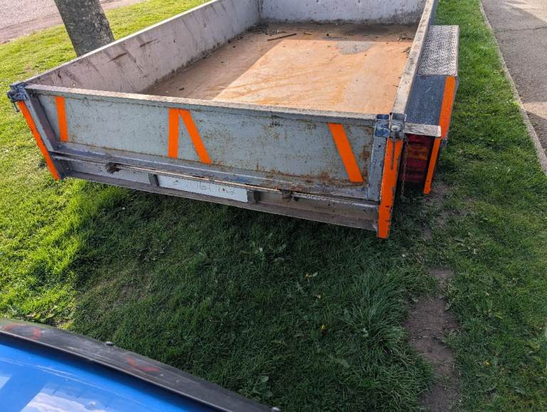 Twin Axle Trailer 10ft x 6ft (3m x 1.8m) takes 3500 tonnes