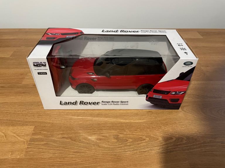 RC car toy 1:24 scale Range Rover Sport