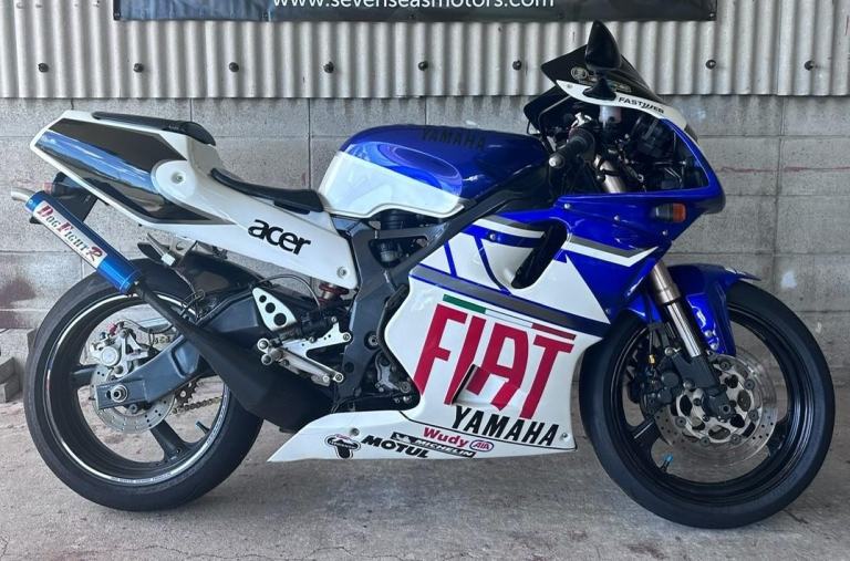 1993 JDM Yamaha TZR250R 3XV