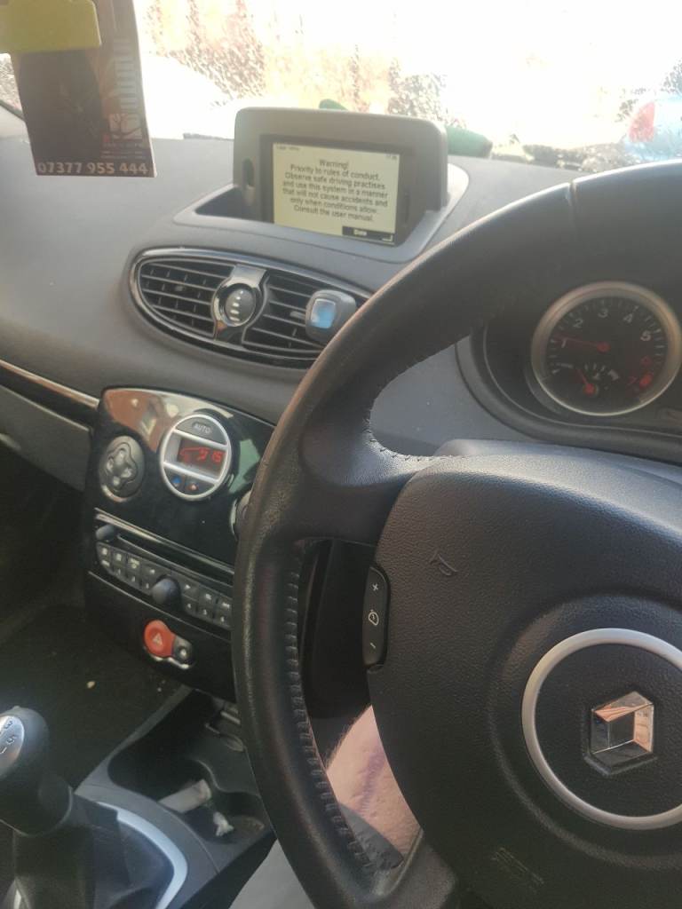 Renault Clio 1.2L 5 door