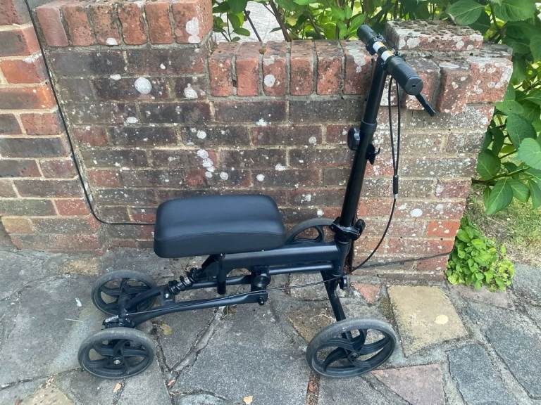 Knee Scooter 