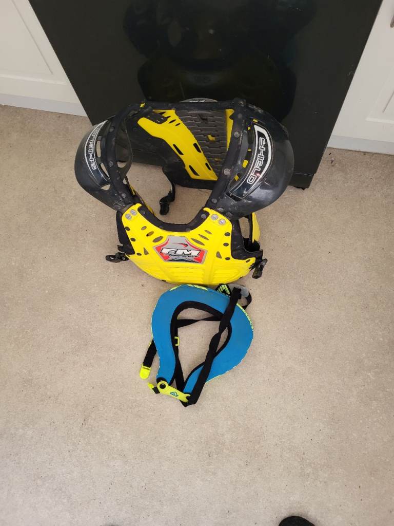 Body armour and neck brace