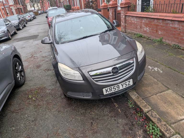 Vauxhall, INSIGNIA, Estate, 2010, Manual, 1956 (cc), 5 doors