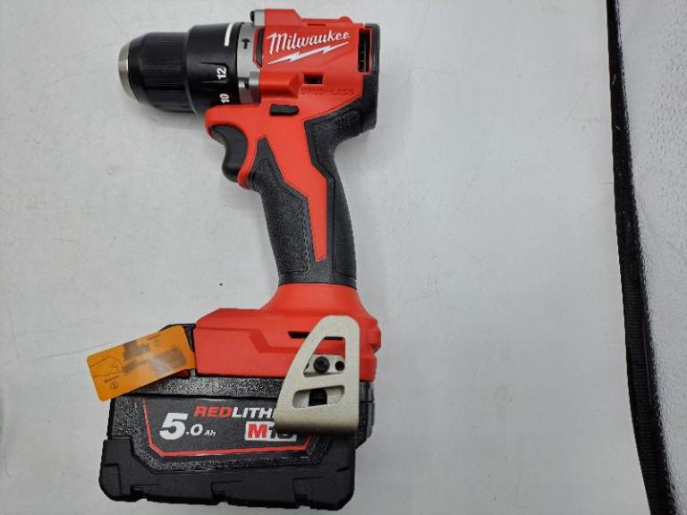 MILWAUKEE TOOL SET BRAND NEW IN BOX