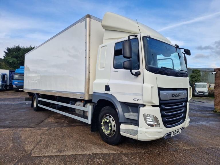 Daf CF 260, 2020, 28ft Box Body Truck, Hi Roof Sleeper, 457000 Kms