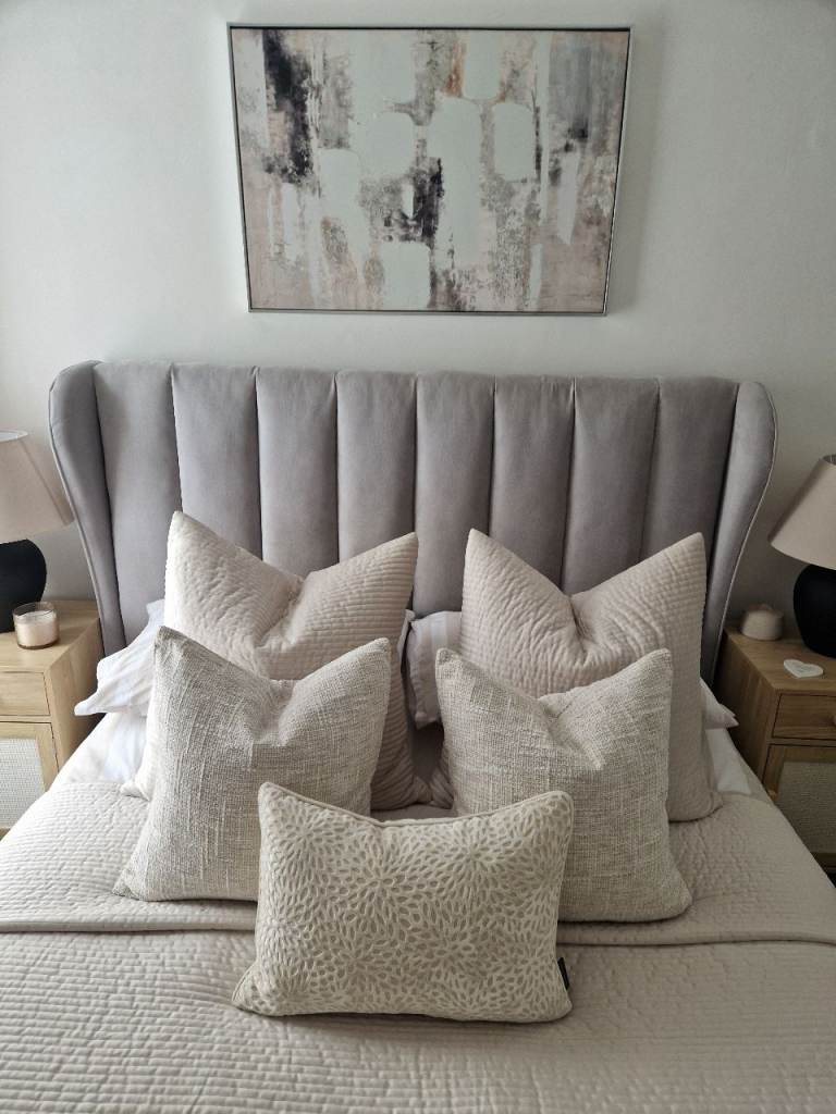 Light silver grey kingsize ottoman bed