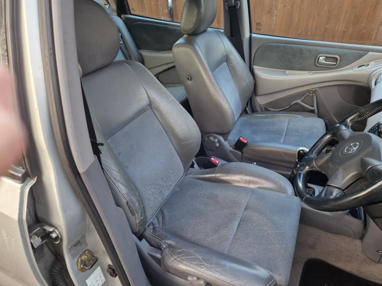 2004 Nissan Almera Tino 2.2 dCi 136 SE 5dr HATCHBACK Diesel Manual