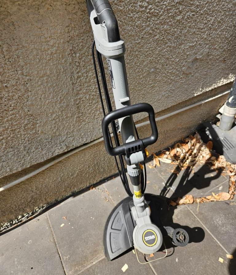 Titan Corded Electric Grass Trimmer – Good Working Condition